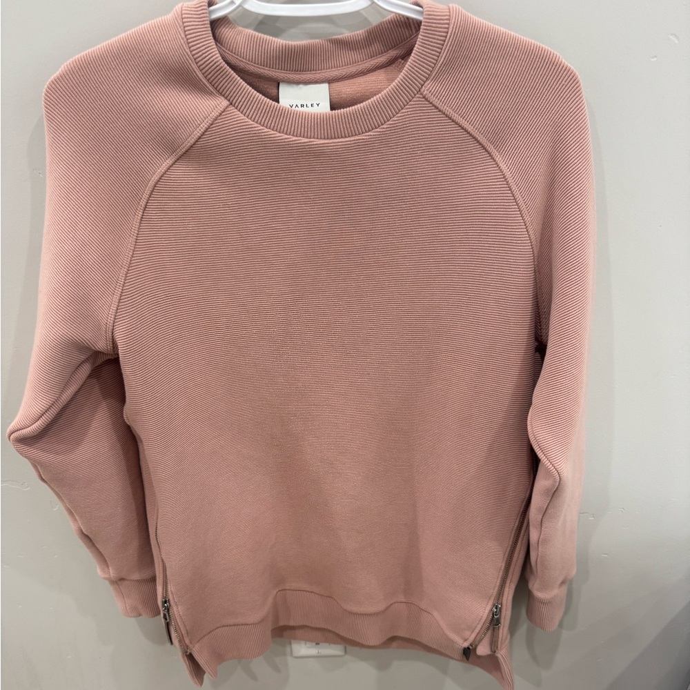 Varley Blush Ribbed Pullover sweater size x-small! Cute and comfortable:)